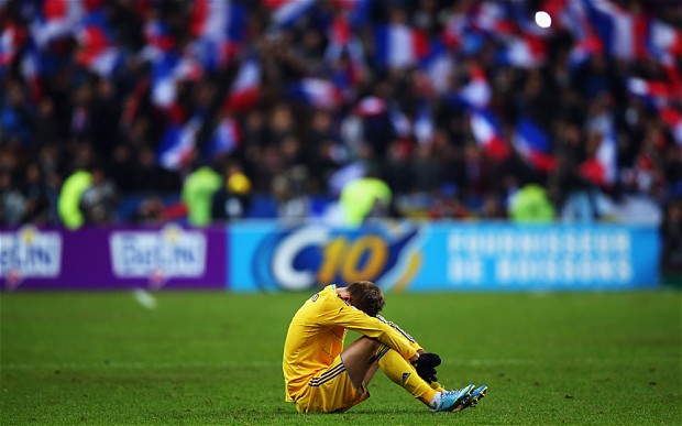 A dejected Andriy Yarmolenko after Ukraine lost to France in the 2014 WCQ Play-Offs - Photo: BRYN LENNON/GETTY